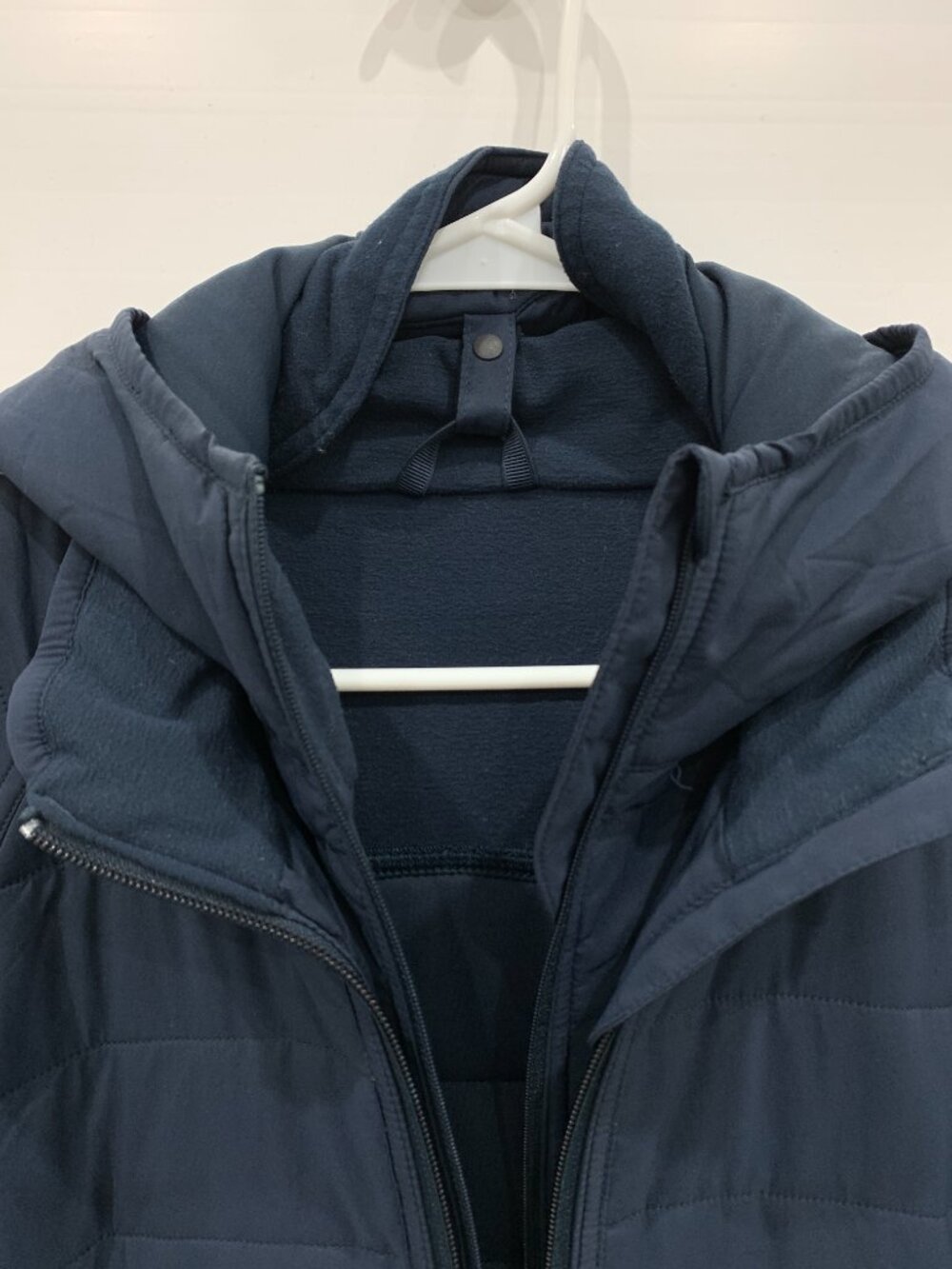 Lululemon Extra Mile Jacket - Nocturnal Teal - Size 10 - Picture 7 of 8